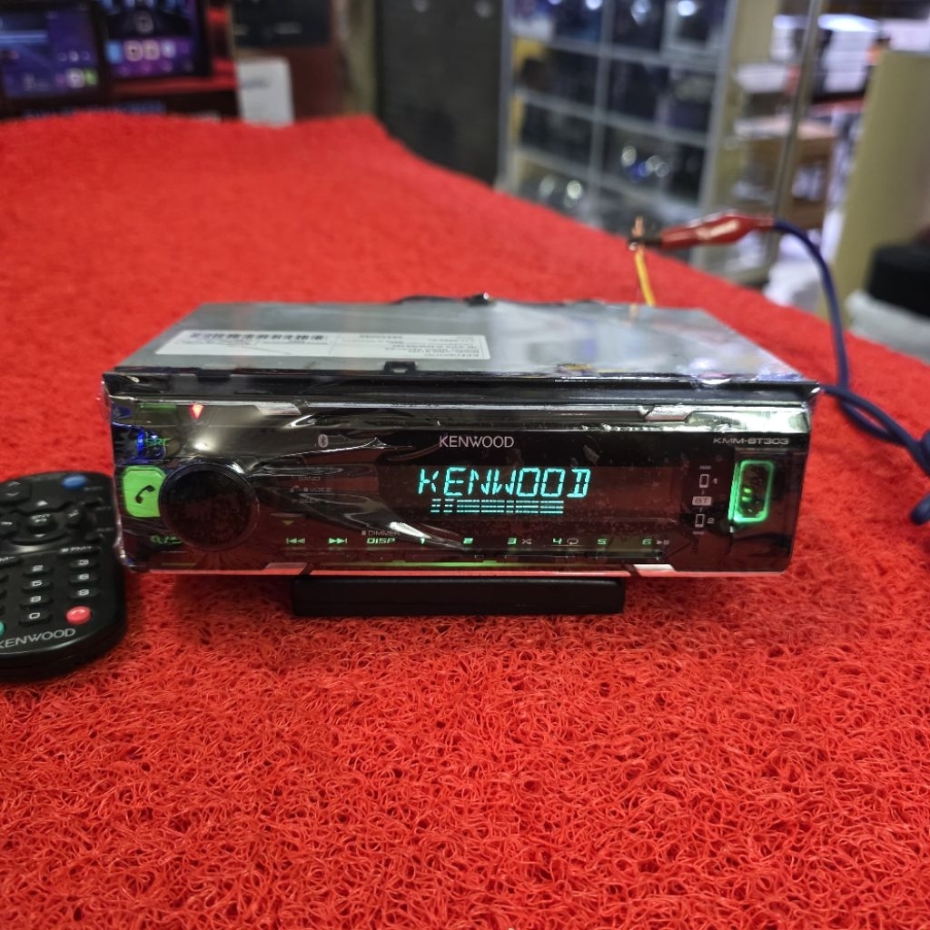 Head Unit Single Din KENWOOD KMM-BT303 Bluetooth USB Aux Radio FM AM