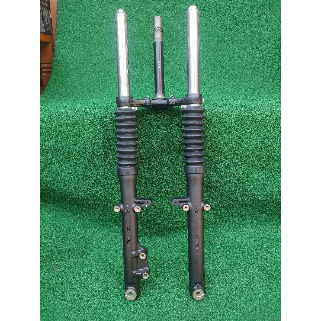 Jual Shock depan Kawasaki w175 as 30 mm original asli ori set sesuai as ...