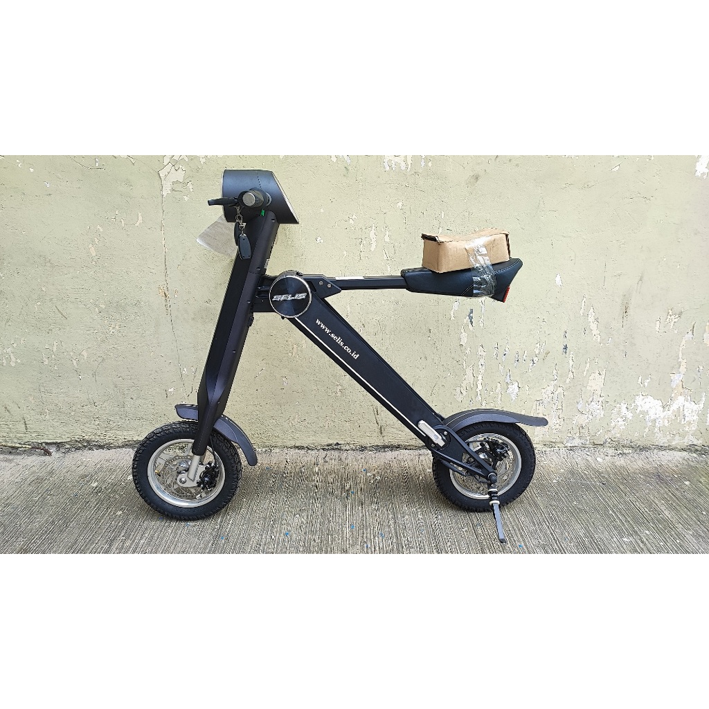 SELIS Cuci Gudang - Skuter Lipat Listrik K-Bike ( Scooter ) - Display