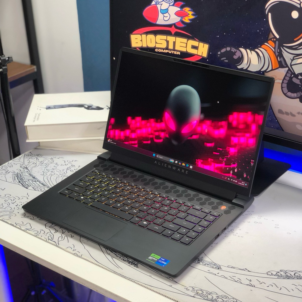 Windowsノート本体 Alienware m17 R5 RTX3060 32GB 1TB QHD Alienware m17 R5 RTX3060 32GB 1TB QHD Alienware's m17 R5 Ryzen