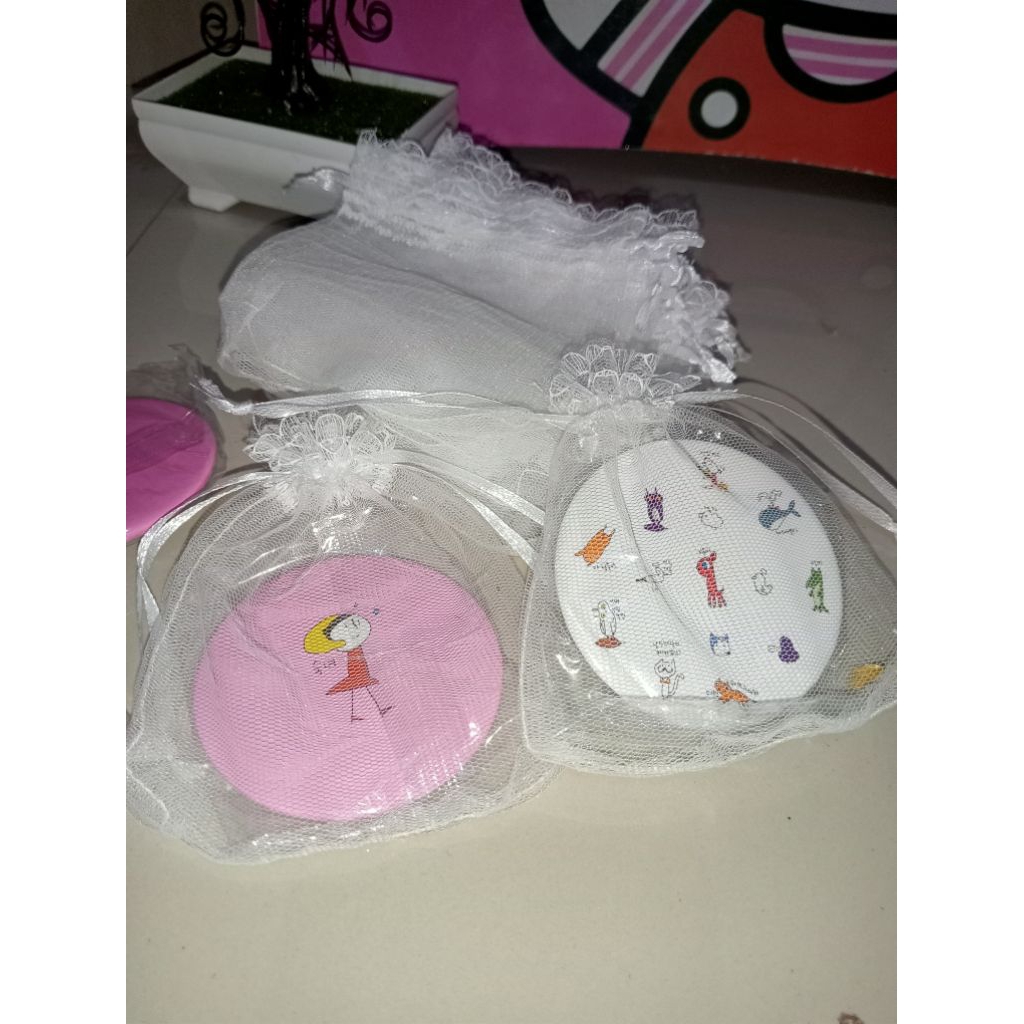 Jual kantong tile serut souvenir uk.10x10cm, isi 50pcs | Shopee Indonesia