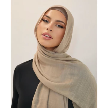 Pashmina Viscose Premium Adem Halus – ModalLux Soft Elegant Hijab Polos Wanita(Premium Quality)