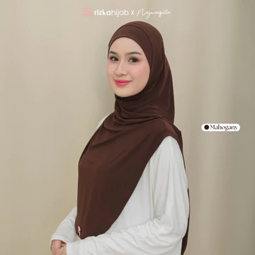 Rizka Hijab X Najwaqila Najwa Bergo Series 3 Hijab Instan Jersey Premium