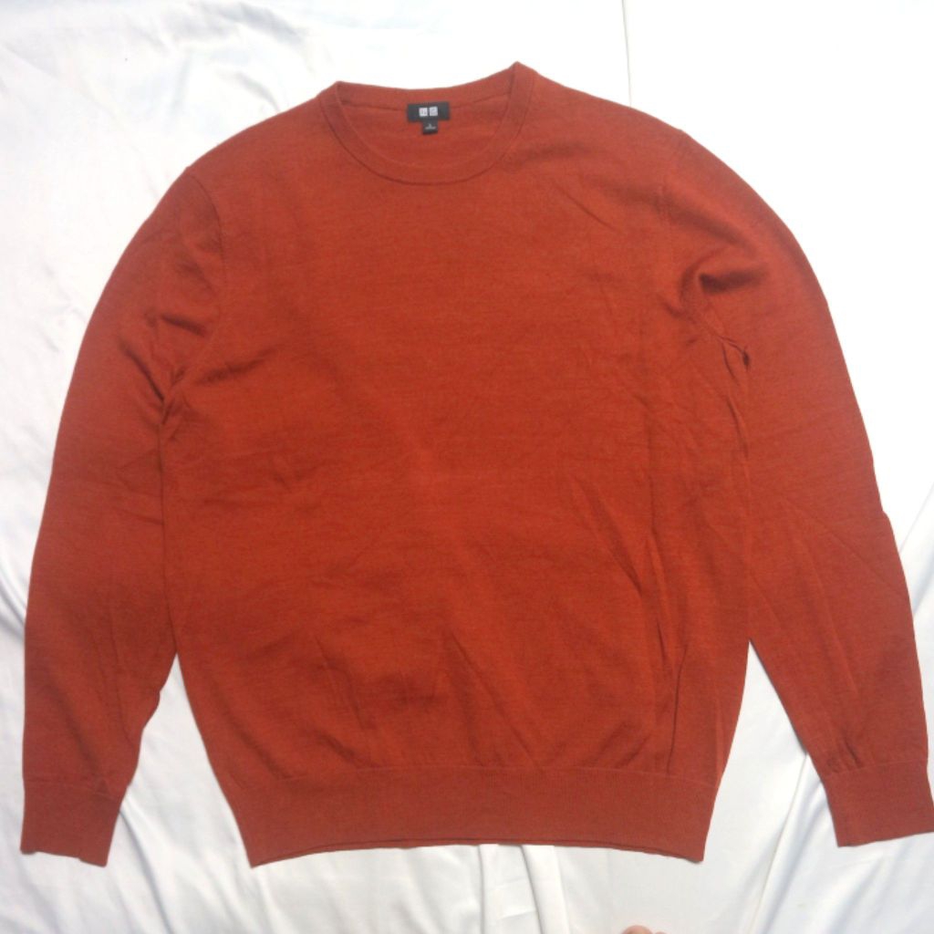 Jual UNIQLO Merino Sweater Extra Fine Terracotta Terakota Bata Tipis ...