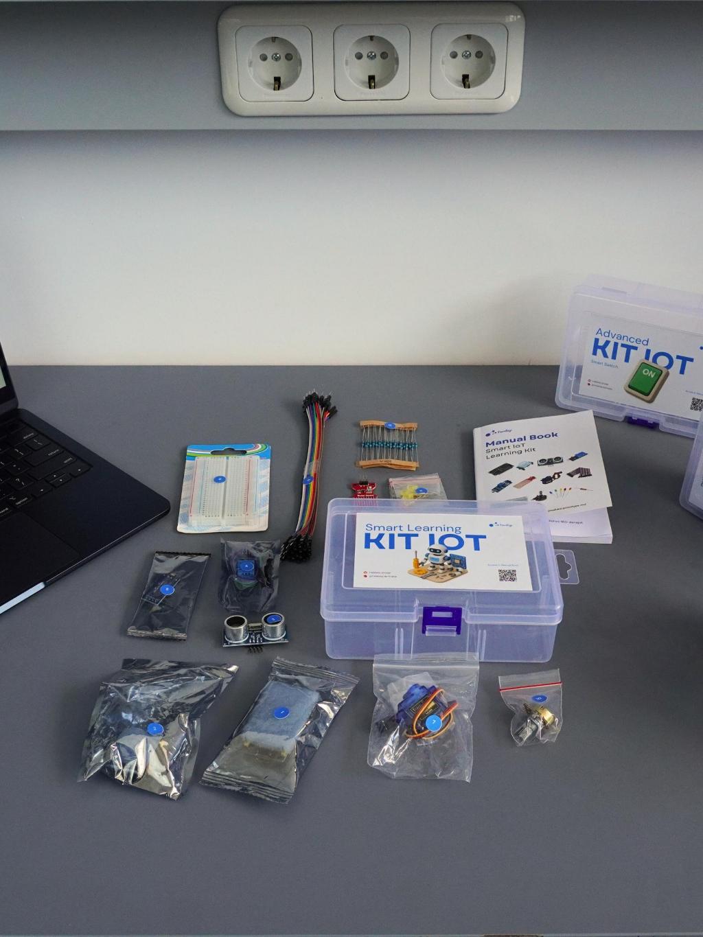 Jual Smart IoT Learning Kit – Paket Belajar Coding & Elektronik untuk ...