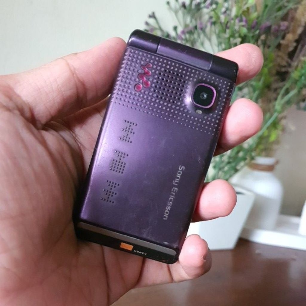 Jual Sony Ericsson W380i Purple Original | Shopee Indonesia