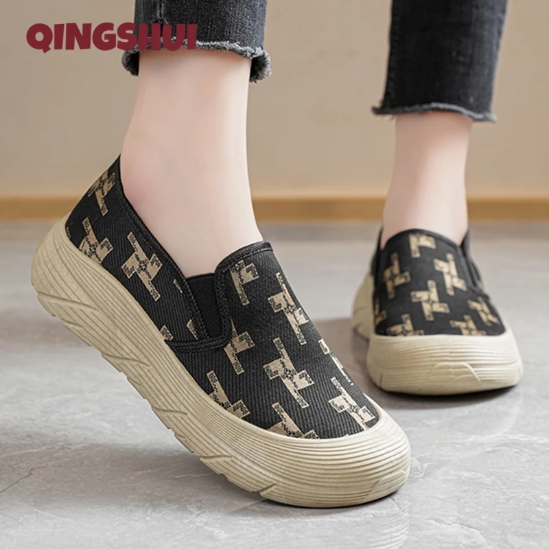 QINGSHUI Casual Sport Sneakers Shoes Sepatu Wanita Koleksi Baru Sepatu Kets Wanita.Sepatu Slip-on Wanita Casual Sneakers Hitam Cewek Kasual Olahraga Sport