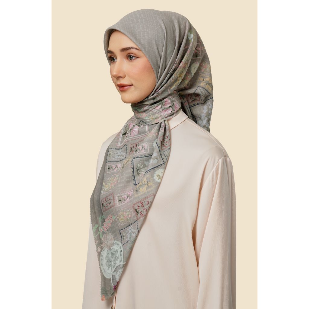 ZYTADELIA Naura Scraves Series Printed Scarf Hijab Segi Empat Hijab Aire Voile Hijab Premium Hijab Motif