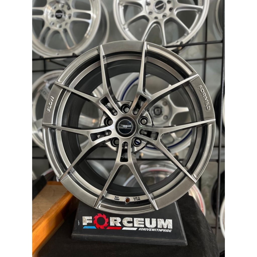 Jual velg rays G025 r18 hyper black pcd 5x114 lebar 8,5 kondisi baru ...