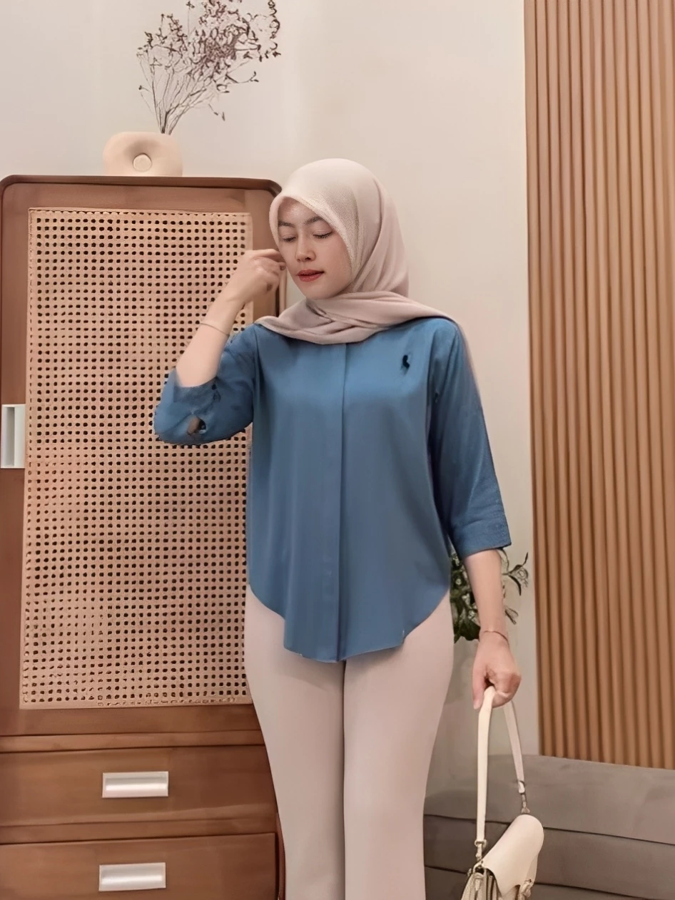 Gambar 3 Blouse Bordir Wanita Katun Oversize – Atasan Wanita Kerja Adem & Elegan