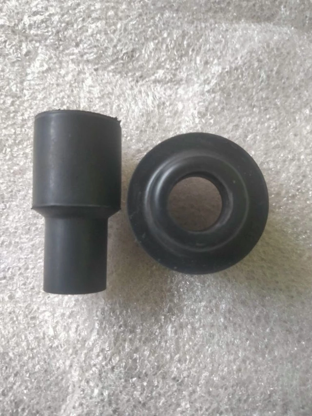 KARET TUTUP KABEL COP CANGKLONG BUSI COIL VARIO 110 125 150 160. BEAT esp pop street.SCOOPY SPACY SUPRA GRAND PRIMA legenda SMASH SHOGUN 125 Hayete SKYWAVE satria fu jupiter Vega R ZR cripten vixzen Lexi frigo N-Mex Aerox R15 R25 Tiger CB 150R CRF Sonic