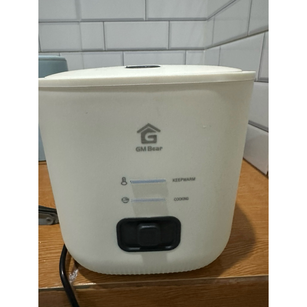 Jual [PRELOVED] GM Bear Rice Cooker Mini 0.8L P0846. Daya 300W | Shopee ...