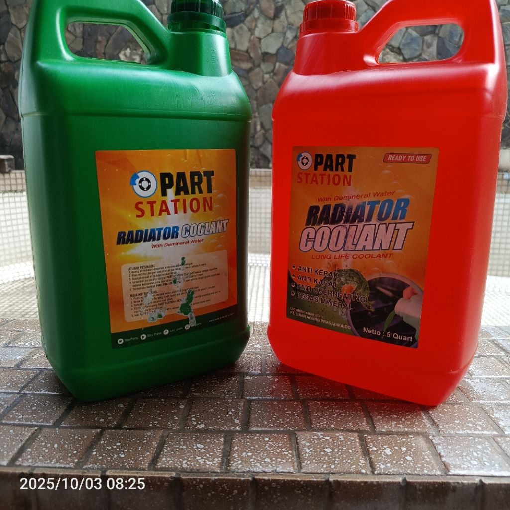 Jual COOLANT RADIATOR / CAIRAN RADIATOR 5 Liter warna HIJAU dan MERAH ...