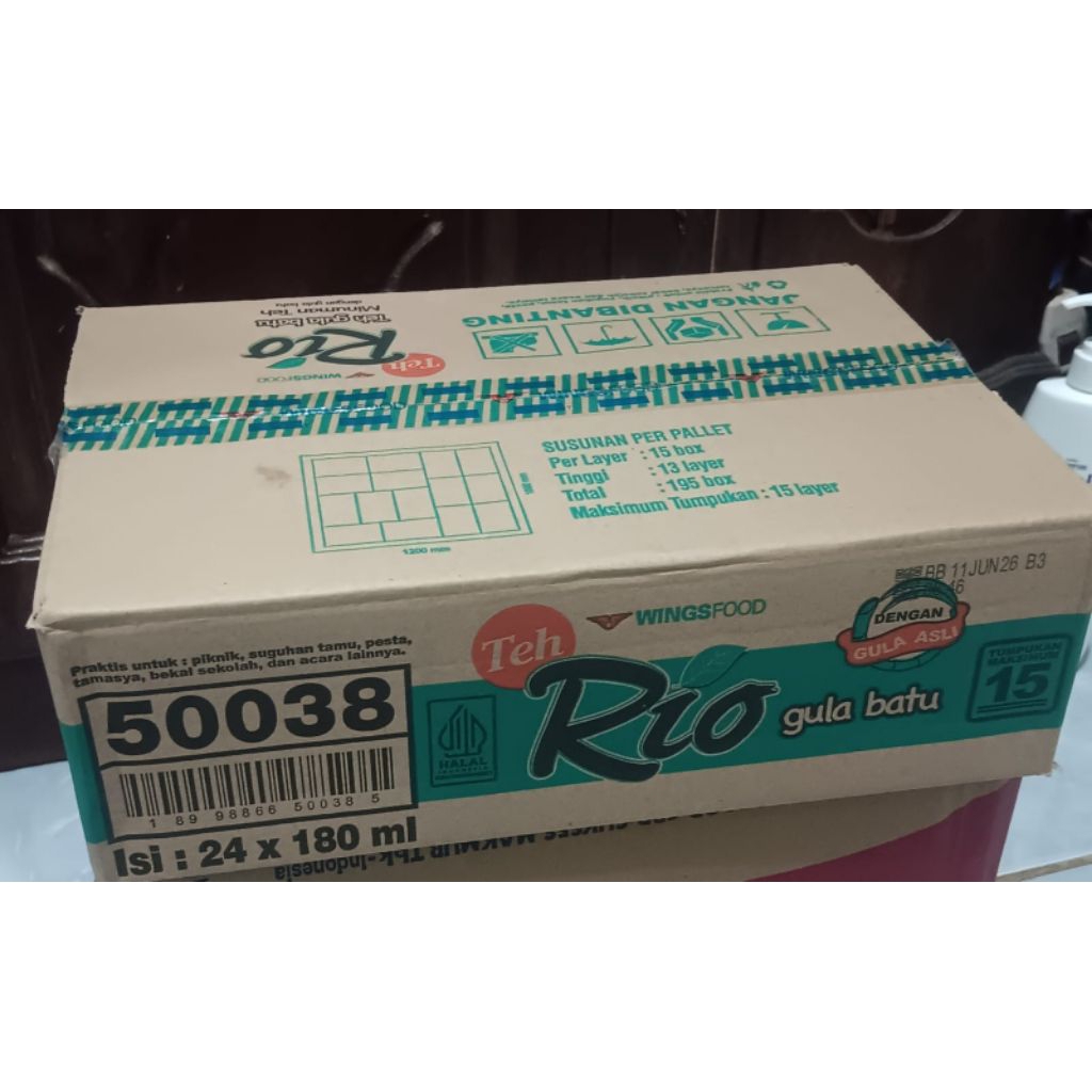 Jual Teh rio rasa teh gula batu 1 dus isi 24 cup 180 ml | Shopee Indonesia