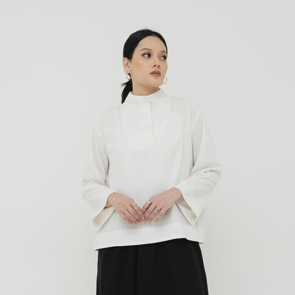 Jual Swifter - Ira Boxy Linen Top / Minimalist Long Sleeve Standing ...