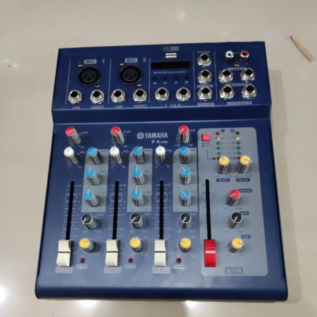 Jual Mixer Audio Professional F4 4 Channel | Shopee Indonesia