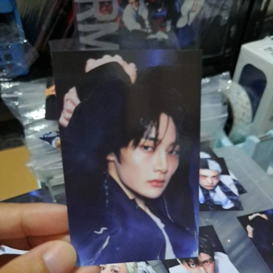 Photocard Resmi STRAY KIDS dari Album KARMA - Ready Stock
