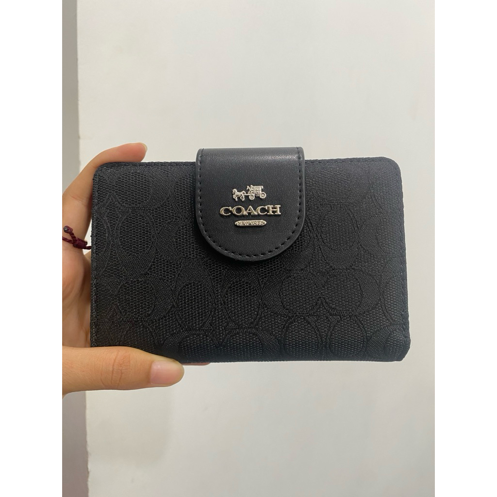 Jual wallet coc medium | Shopee Indonesia