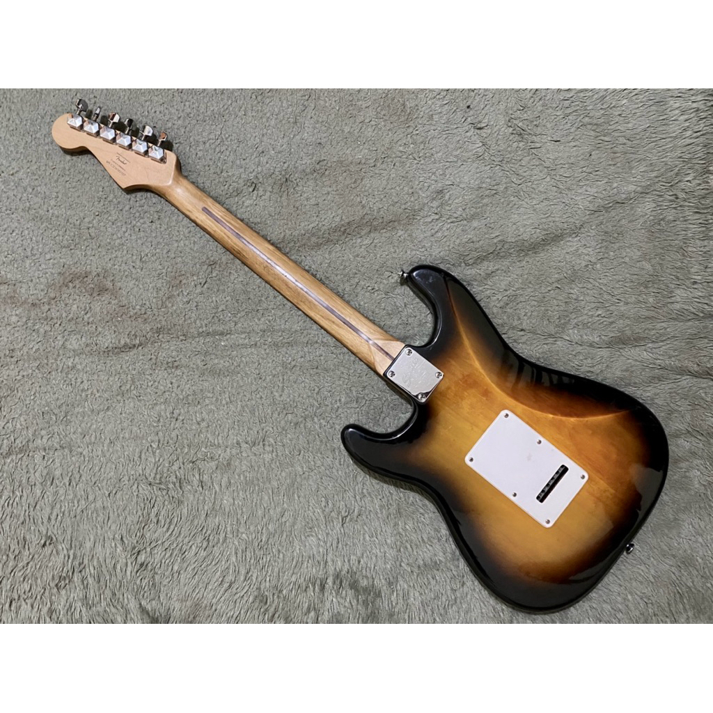 Jual Gitar Squier by Fender Stratocaster Bullet Series Original Made In ...