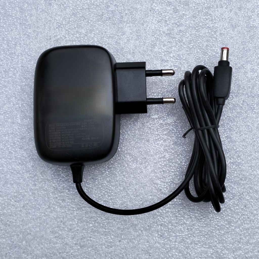 Jual Adaptor set top box universal power suplay stb DVB T2 Jack besar ...