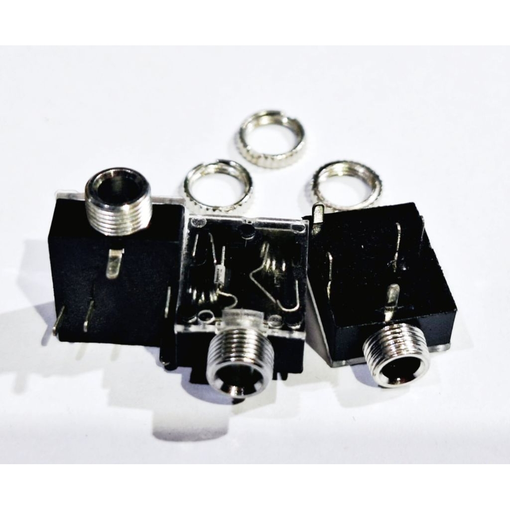 Jual Soket mini stereo 3,5MM HITAM | Shopee Indonesia