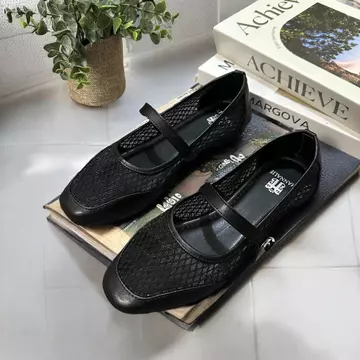 Sepatu Flat Wanita Flatshoes Wanita 2025 Motif Renda Jaring Korea Empuk