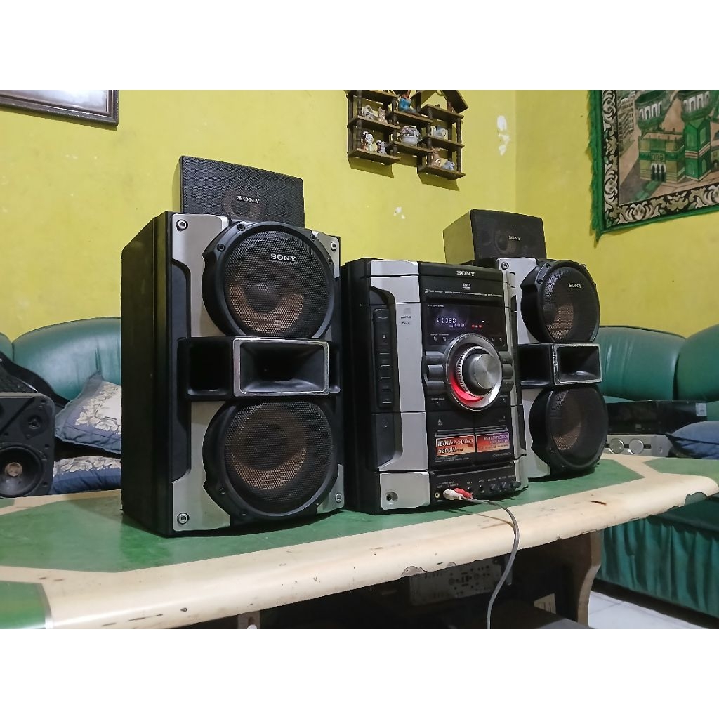 Jual Hifi Compo SONY MHC-GNZ888D Tape Normal power 5200 watt pmpo ...