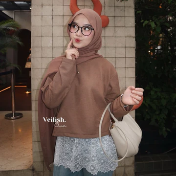 Jennie Blouse Knit Vintage Korea Adem Renda Unik