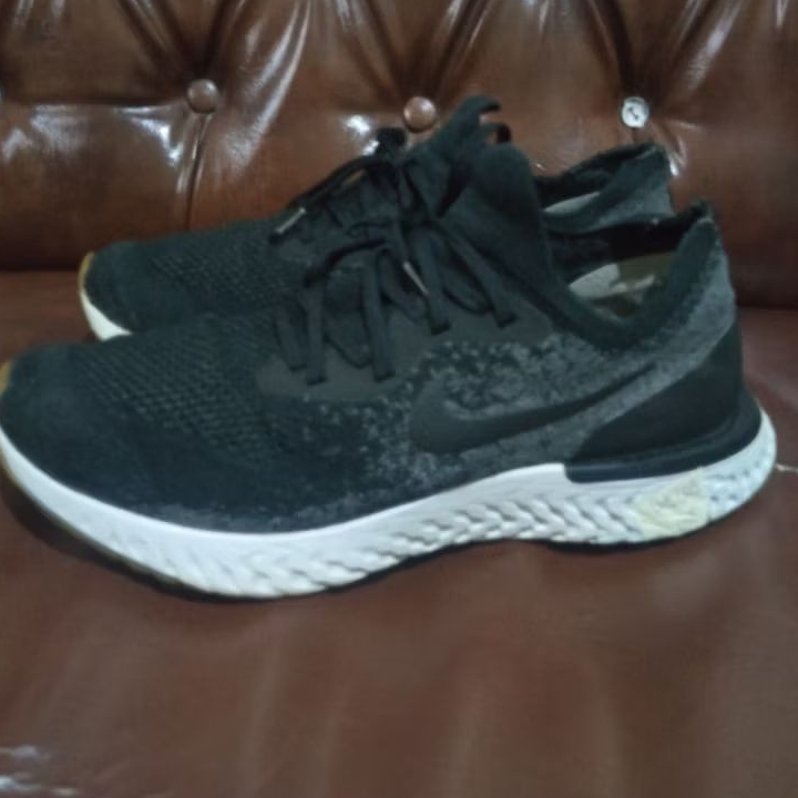 Jual SEPATU RUNNING ORIGINAL SIZE 42 | Shopee Indonesia