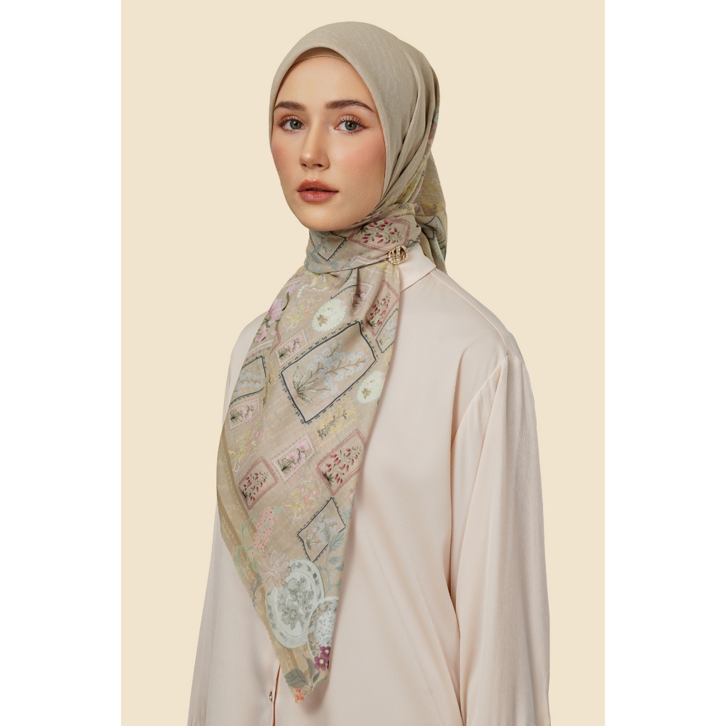 ZYTADELIA Naura Scraves Series Printed Scarf Hijab Segi Empat Hijab Aire Voile Hijab Premium Hijab Motif