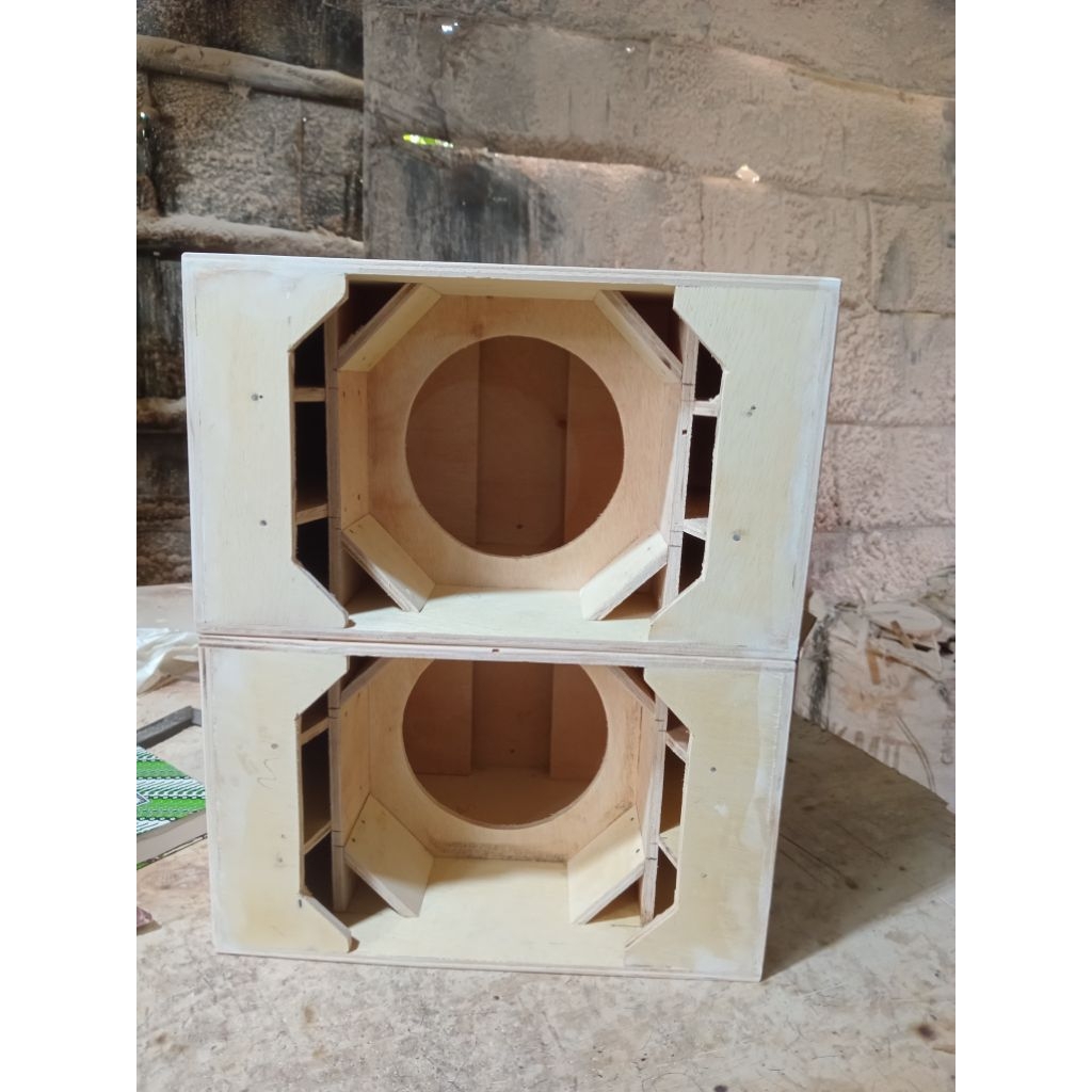 Jual miniatur box sound PARATHEL ukuran 4 sampai 6 inch BASS GLERR ...