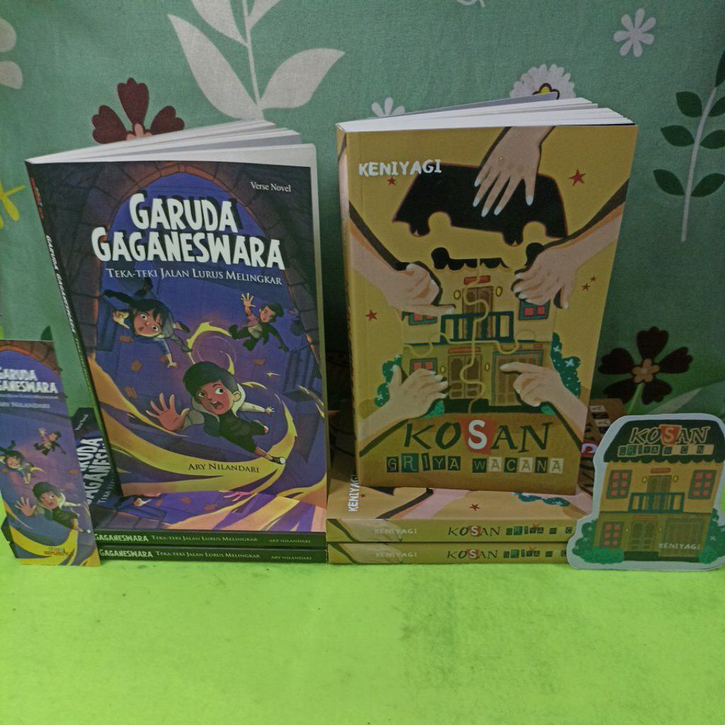 Jual NOVEL REMAJA ROMANSA FANTASI 1 PAKET 2 BUKU GARUDA GAGANESWARA ...