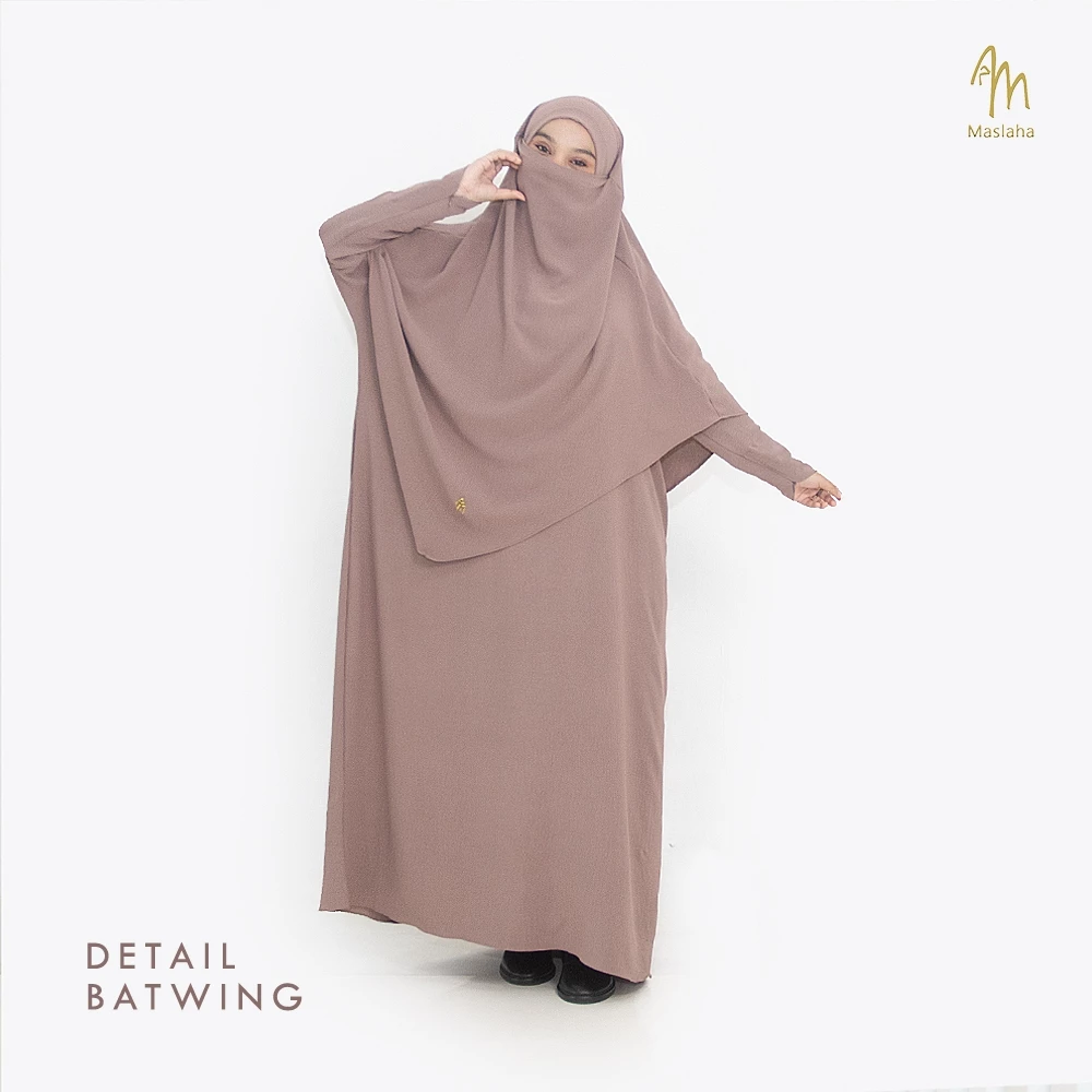 Tampilan Elegan Abaya Maslaha