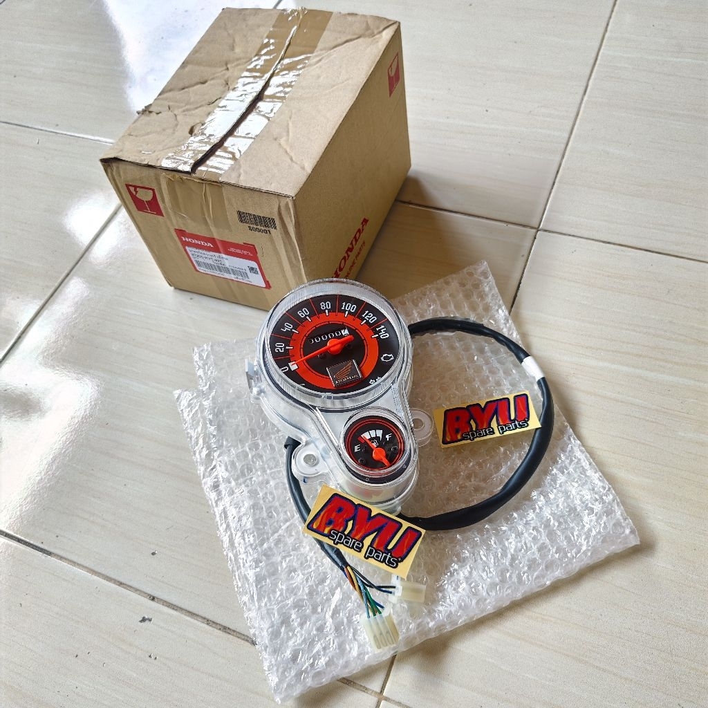 Jual Speedometer Scoopy Karbu Original KYT Honda Thailand ada indikator ...