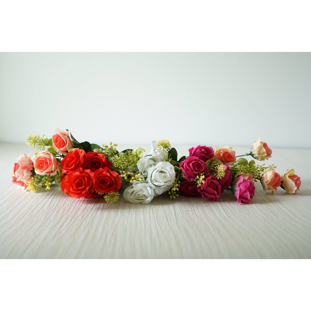 Jual Bunga Artificial Rose Kuncup Mini 6 Kuntum (B24115) | Shopee Indonesia