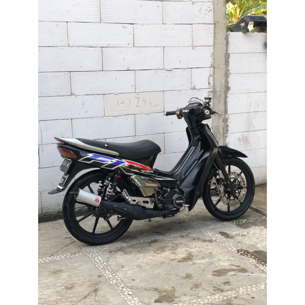 YAMAHA FIZ R / YAMAHA FIZ SURAT NYA LENGKAP STNK DAN BPKB JUAL YAMAHA FIZ R DAN FIZ