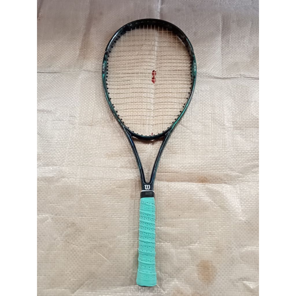 Jual RAKET TENIS WILSON GRAPHITE SELECT ORIGINAL SECOND | Shopee Indonesia