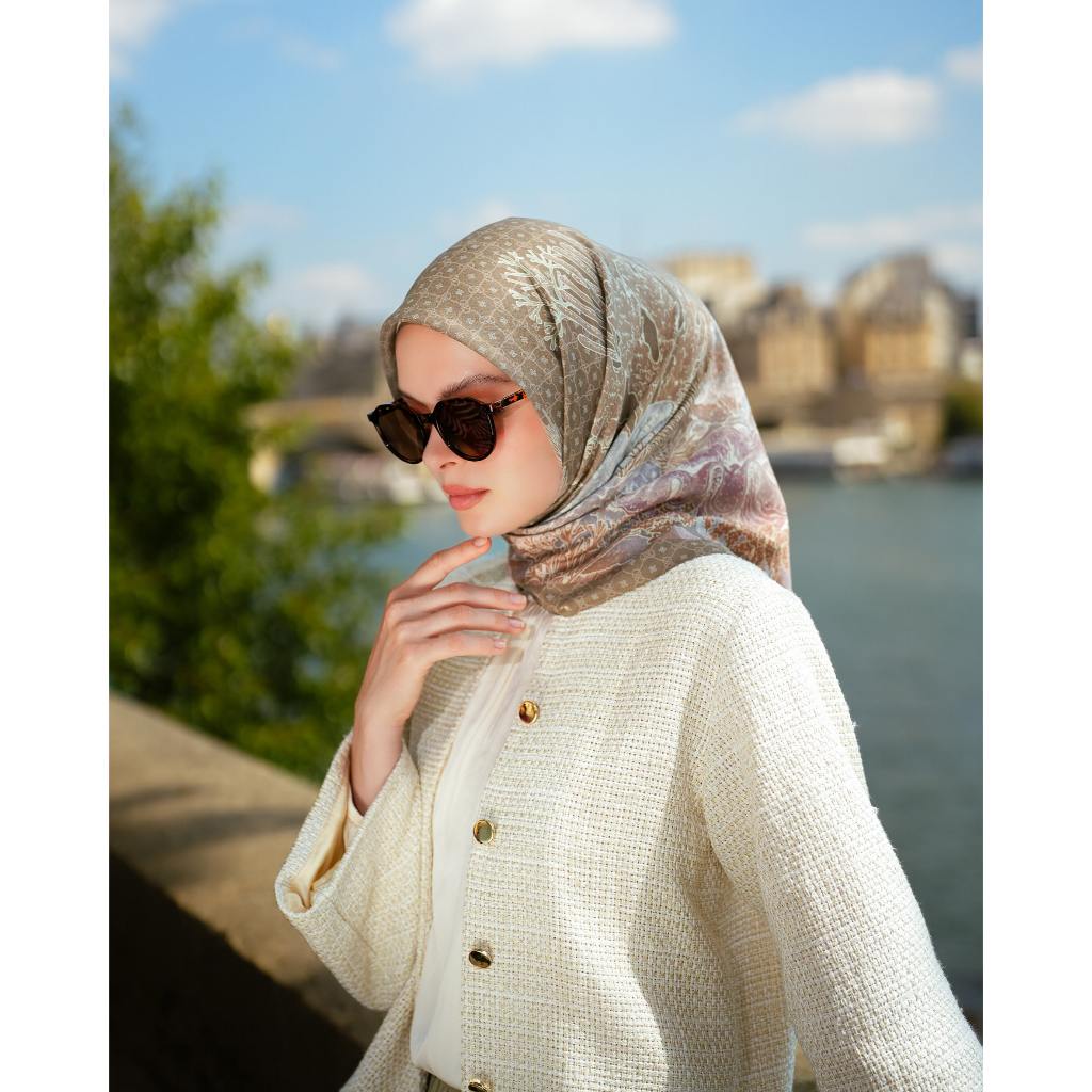 Heaven Lights Marine Scarf Hijab Motif Segi Empat