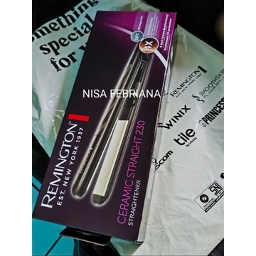 Remington Catokan Pelurus Rambut Ceramic Straight 230 S3500 Hitam