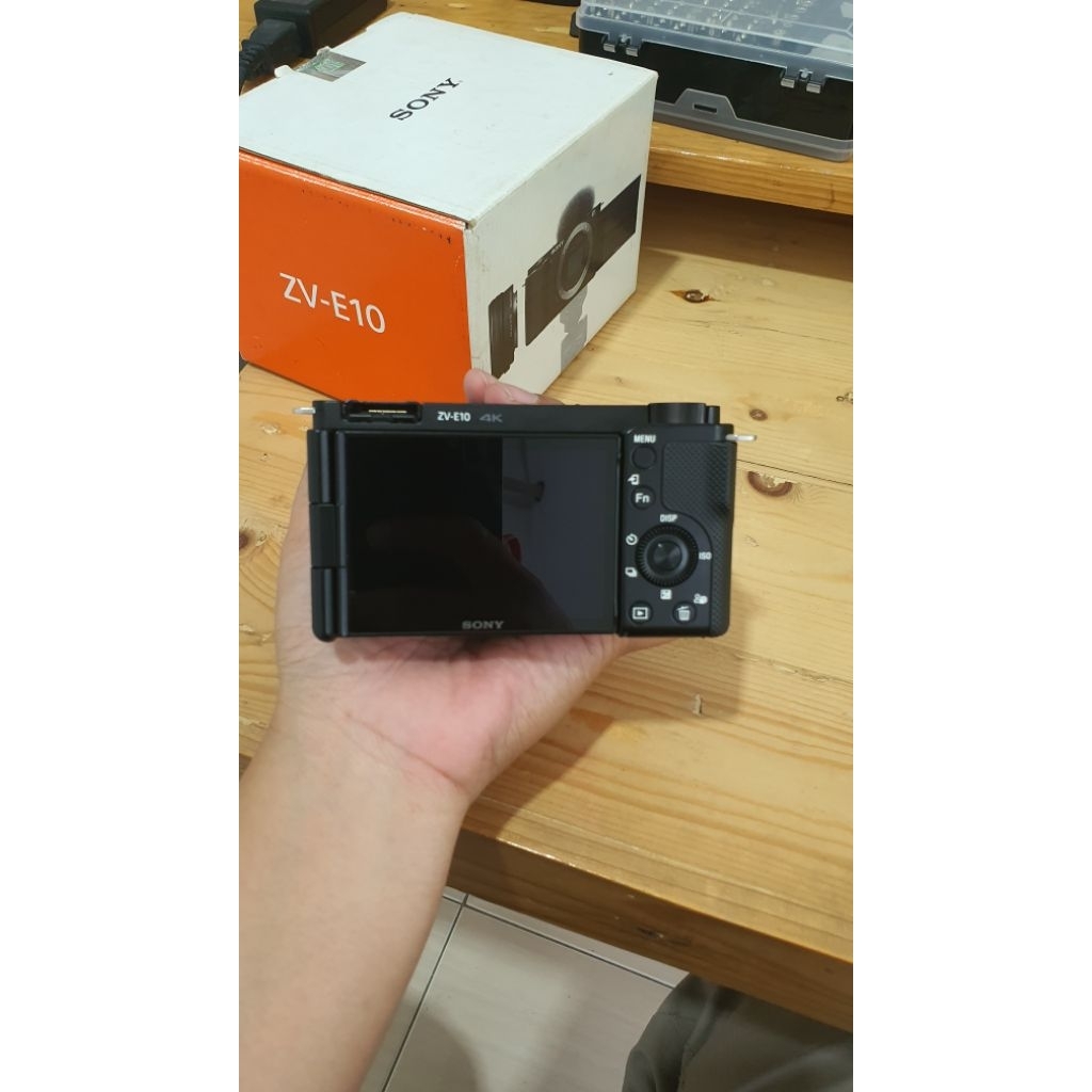 Jual Sony ZV-E10 SC 9 ribuan Fullset box real foto & real video ...