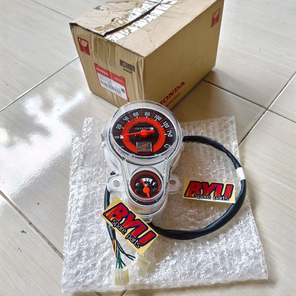 Jual Speedometer Scoopy Karbu Original KYT Honda Thailand ada indikator ...