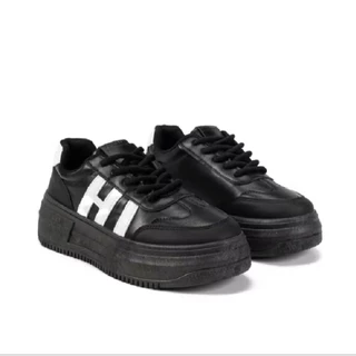 Sepatu Sneakers Wanita Hitam Korea Style Diskon