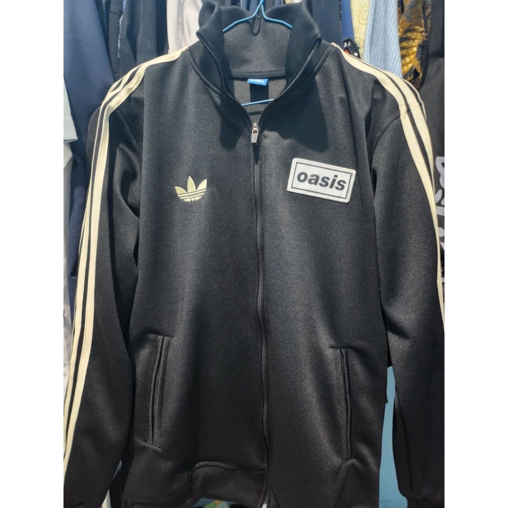 Jual Replika Tracktop Oasis'25 | Shopee Indonesia
