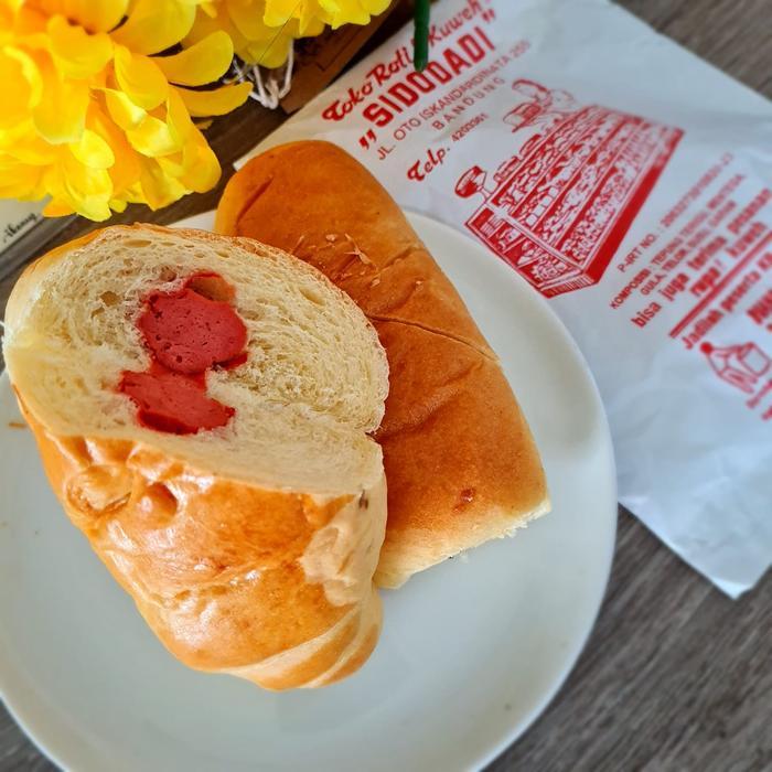 Jual ROTI SIDODADI/ ROTI ISI SOSIS/ ROTI LEGENDARIS BANDUNG /SATUAN ...