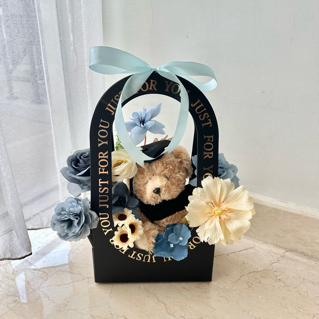 Jual BLOOM BAG WISUDA graduation bloom box | Shopee Indonesia
