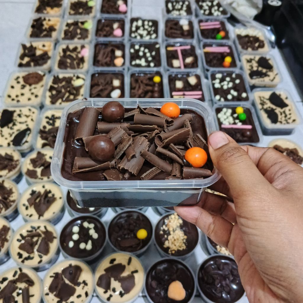 Jual (LULUS) DESSERT BOX BROWNIES KUKUS LUMER 200ML (produksi tiap hari ...