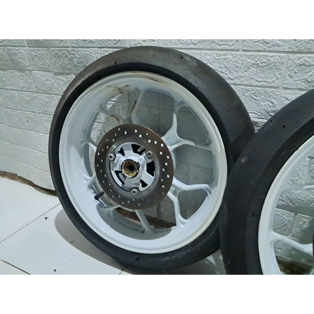 Jual Velg r25 r 25 mt25 mt 25 yamaha pelek racing palang original ori ...