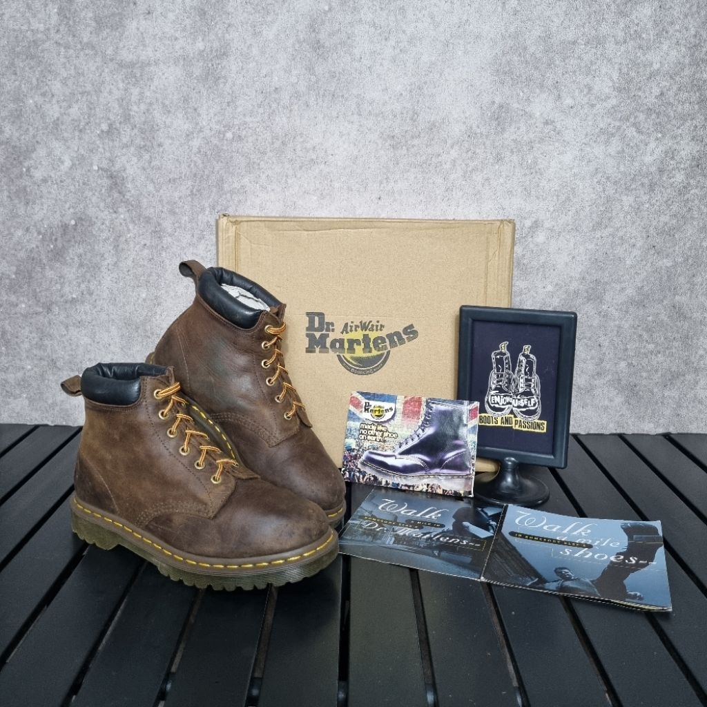 Dr Martens 939 CrazyHorse Thailand NO England Solovair Docmart