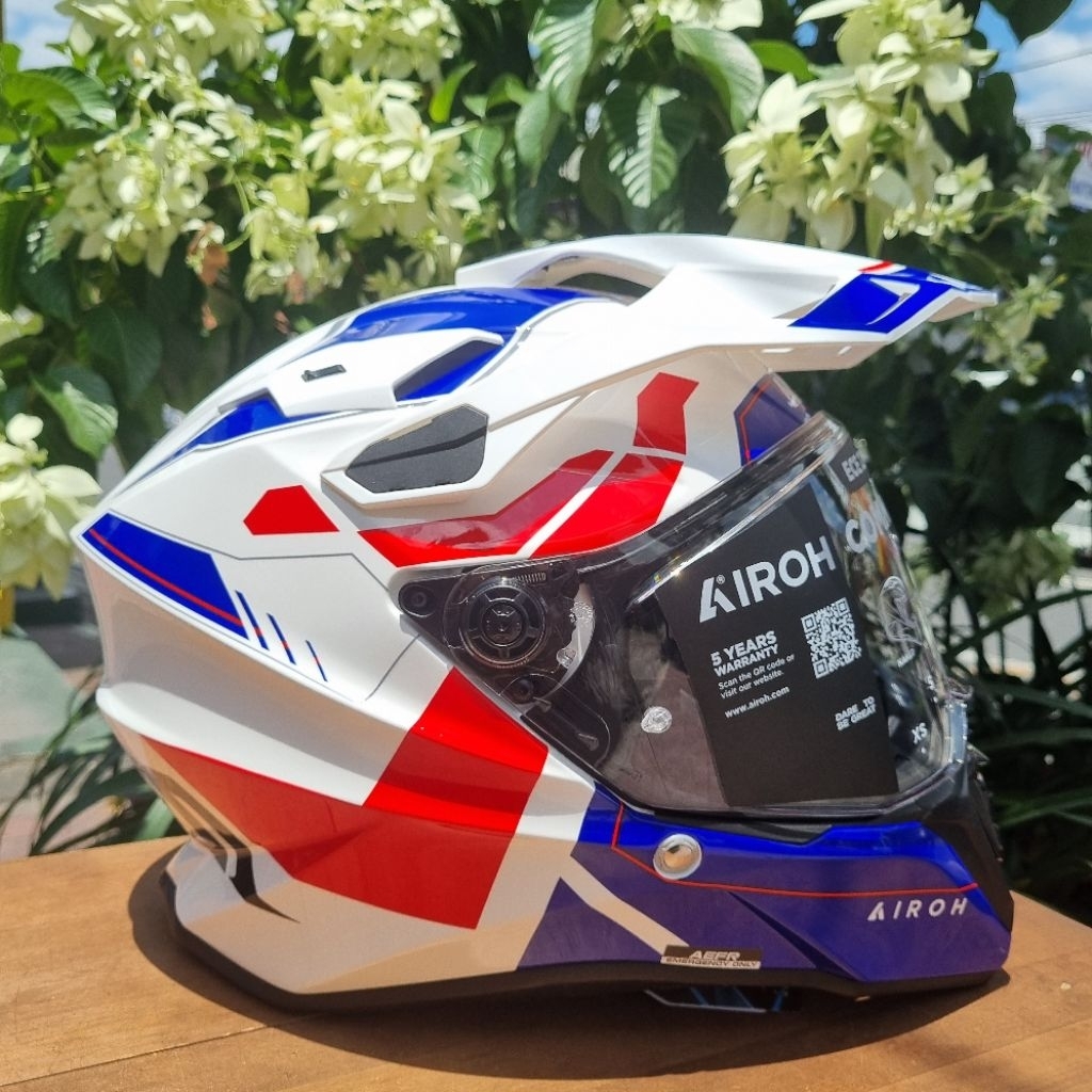 Jual HELM AIROH COMMANDER 2 REVEAL BLUE RED GLOSS ADVENTURE | Shopee ...