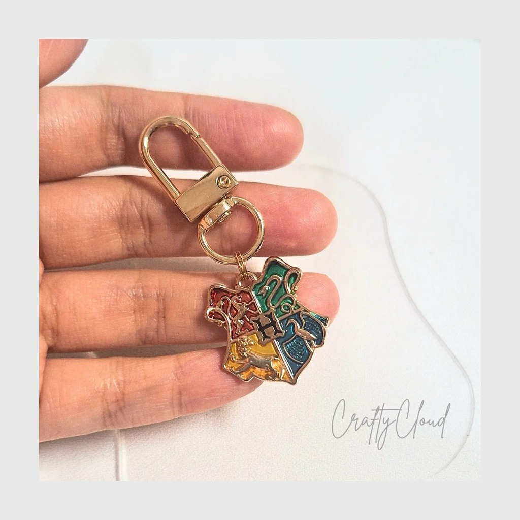 Jual Hogwarts Keychain | Shopee Indonesia